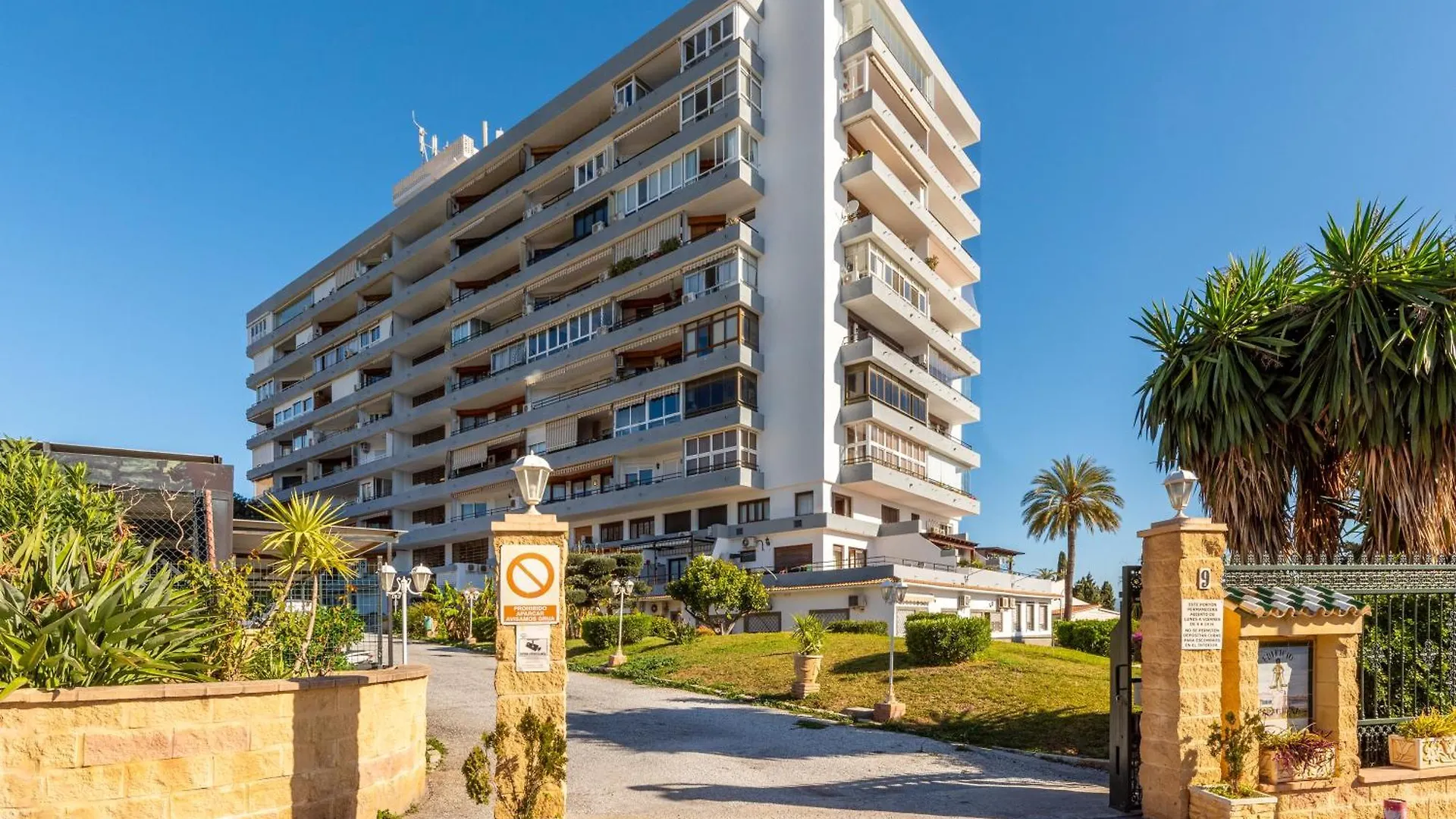 Wintowinrentals Great Location, Views & Relax Torremolinos Spain