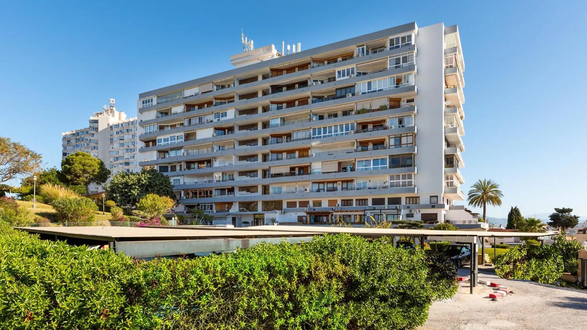 Wintowinrentals Great Location, Views & Relax Torremolinos Apartment